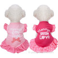 Robes de chien pour la fille mignonne femelle faire